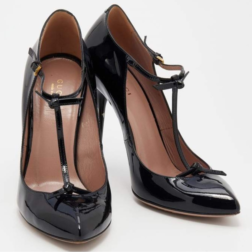 Gucci Black Patent Leather Heels